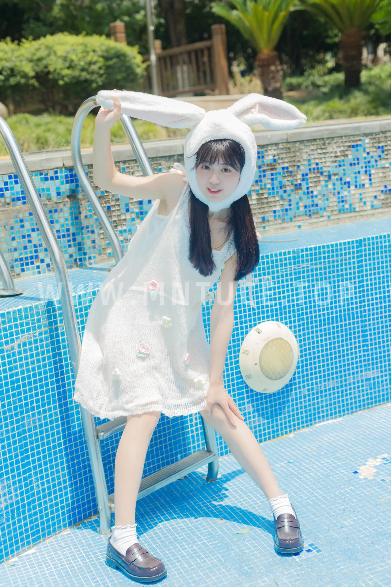 [YITUYU] 2022.07.09 Vol.1429 – Rabbit in the Summer Pool Cute bubbles#[36P]-19